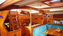 Kings Legend -  Salon and Galley